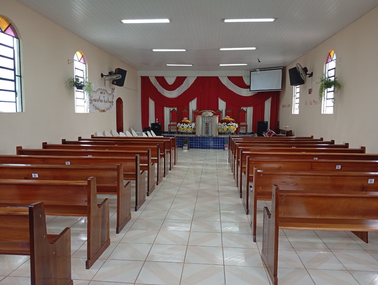 Interior da Assembleia de Deus Madureira Atibaia Chácaras Brasil
