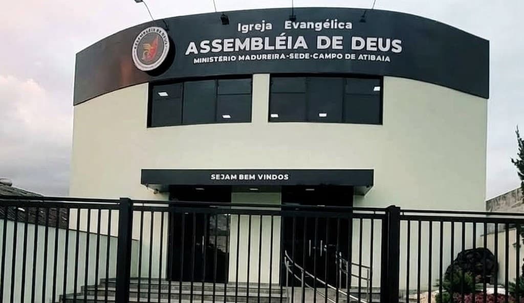 Interior da AD Madureira – Templo Sede